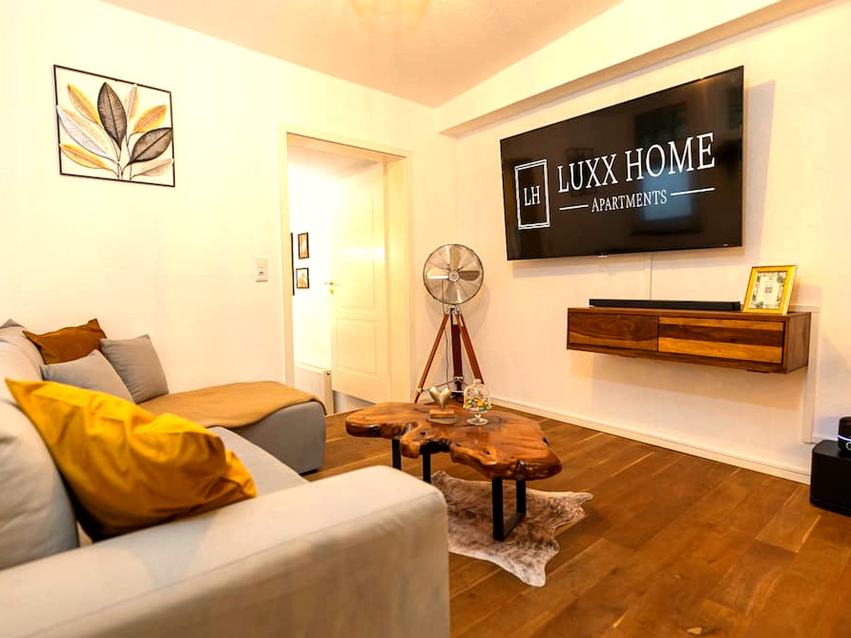 Luxx Home RV, Apartment 02 Marienplatz -Balkon-Parken, Foto 4