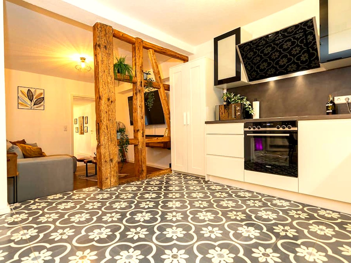 Luxx Home RV, Apartment 02 Marienplatz -Balkon-Parken, Foto 7