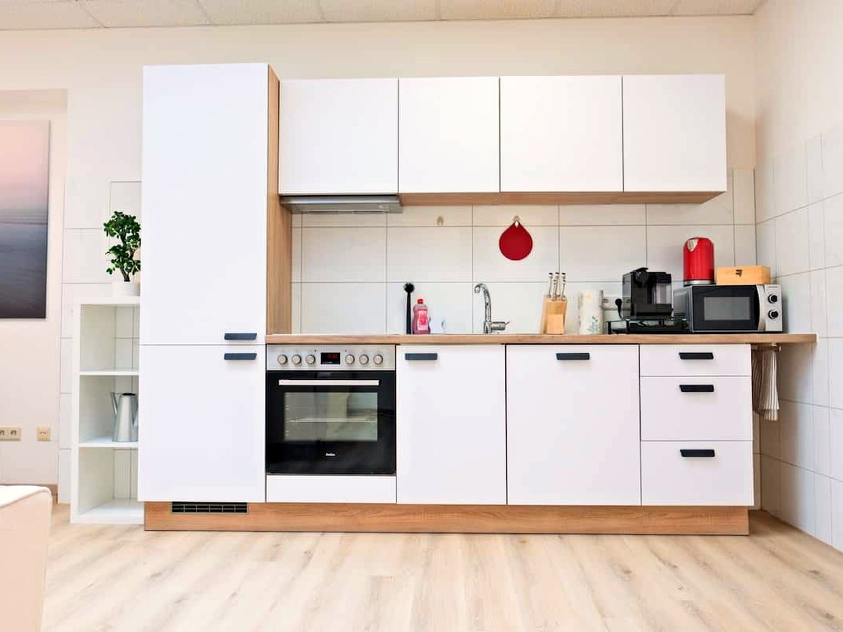 Luxx Home Aulendorf, Zentral, Parken, Küche, Modern, Foto 9