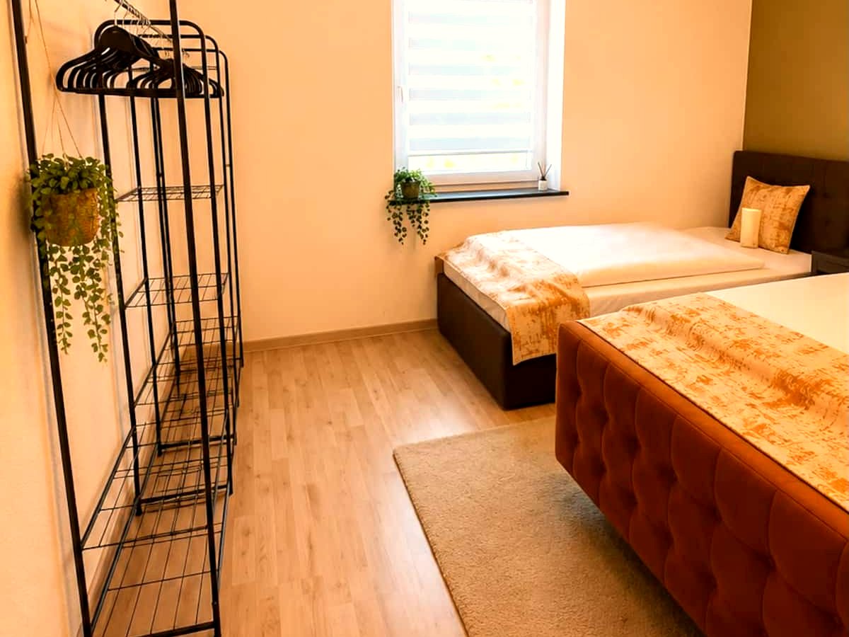 Luxx Home RV - Modernes 3-Zimmer-Apartment | Parkplatz | Self Check-in, Foto 6