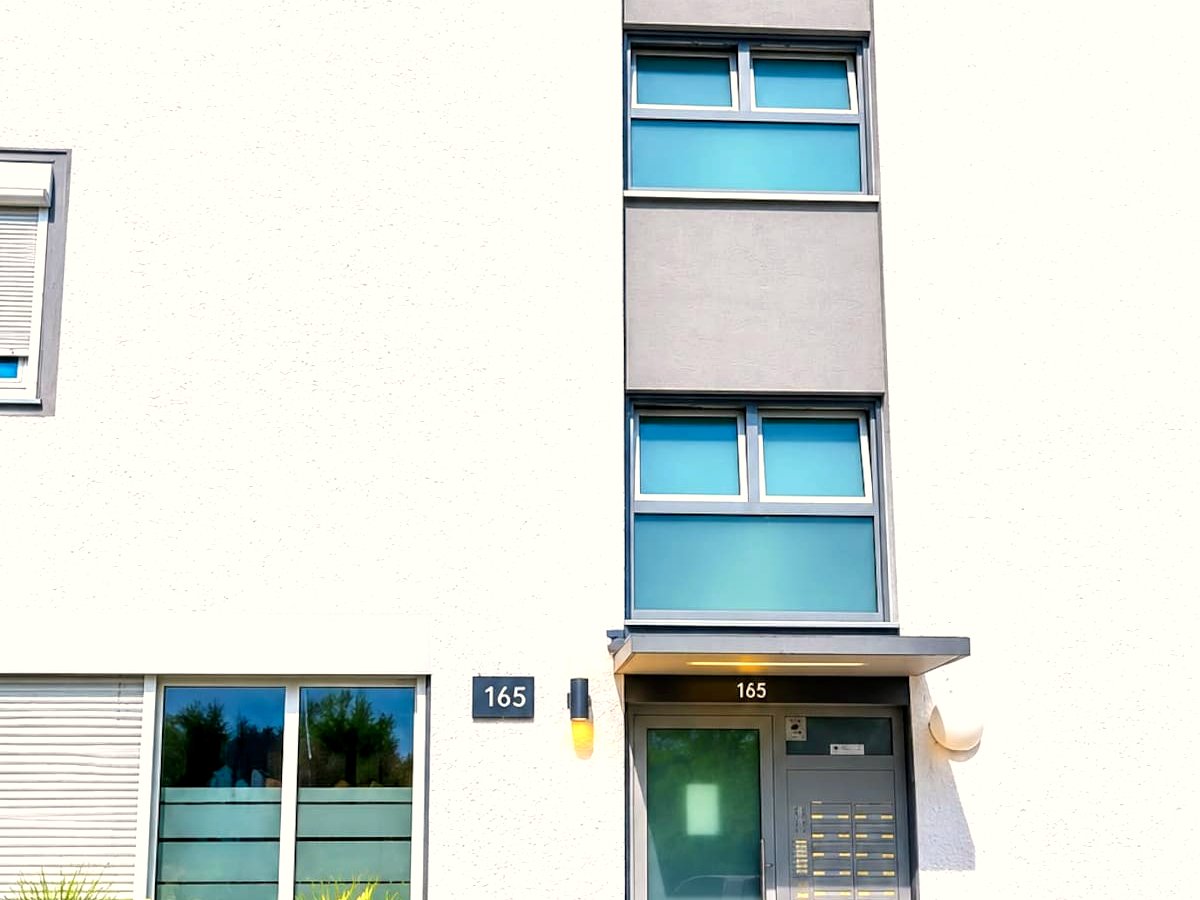 Luxx Home RV - Modernes 3-Zimmer-Apartment | Parkplatz | Self Check-in, Foto 8
